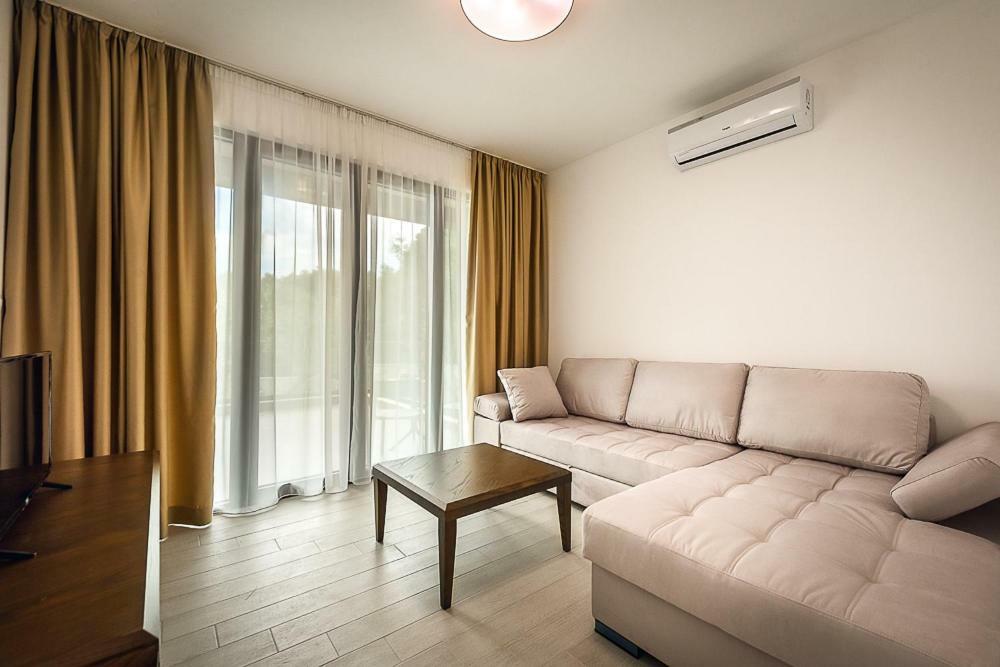 Adria Lux Apartmens 2 Sveti Stefan Exterior photo