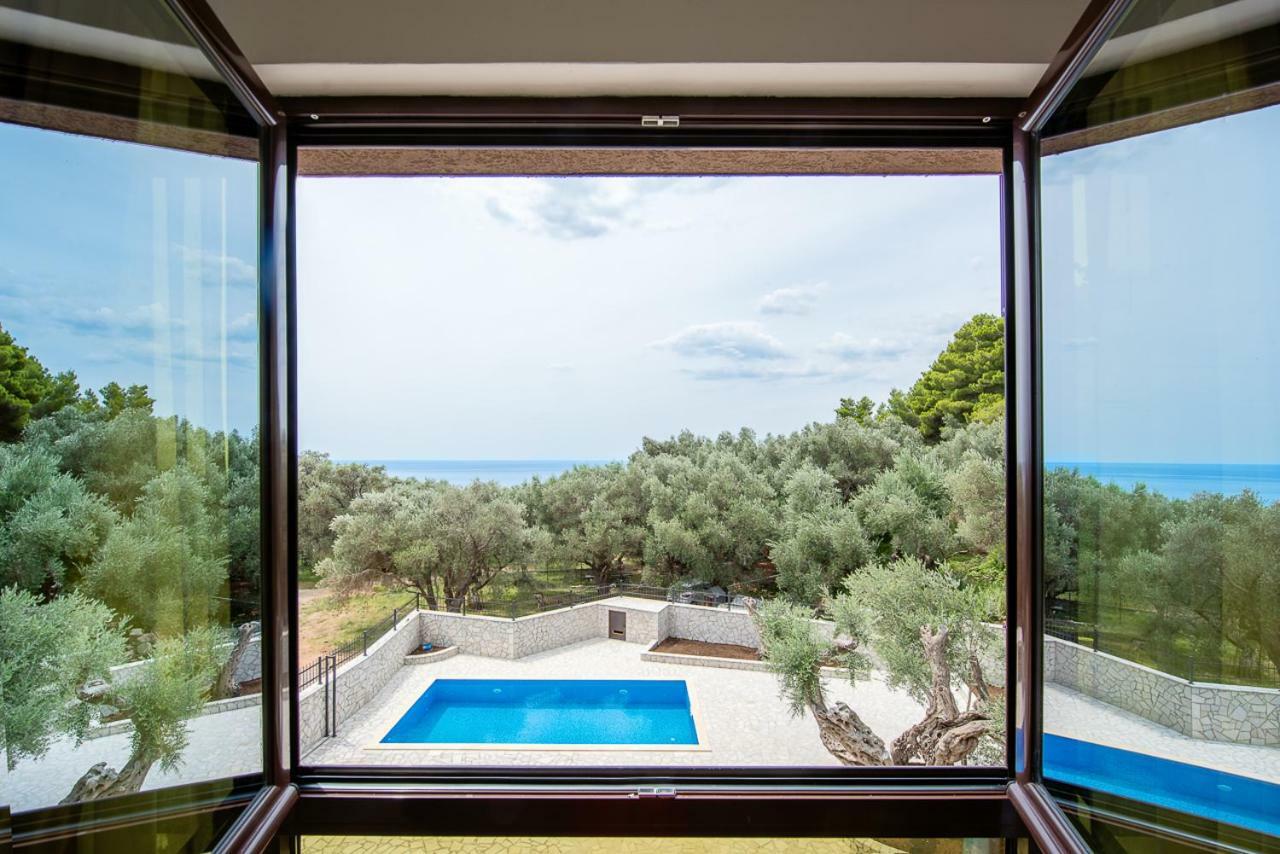 Adria Lux Apartmens 2 Sveti Stefan Exterior photo