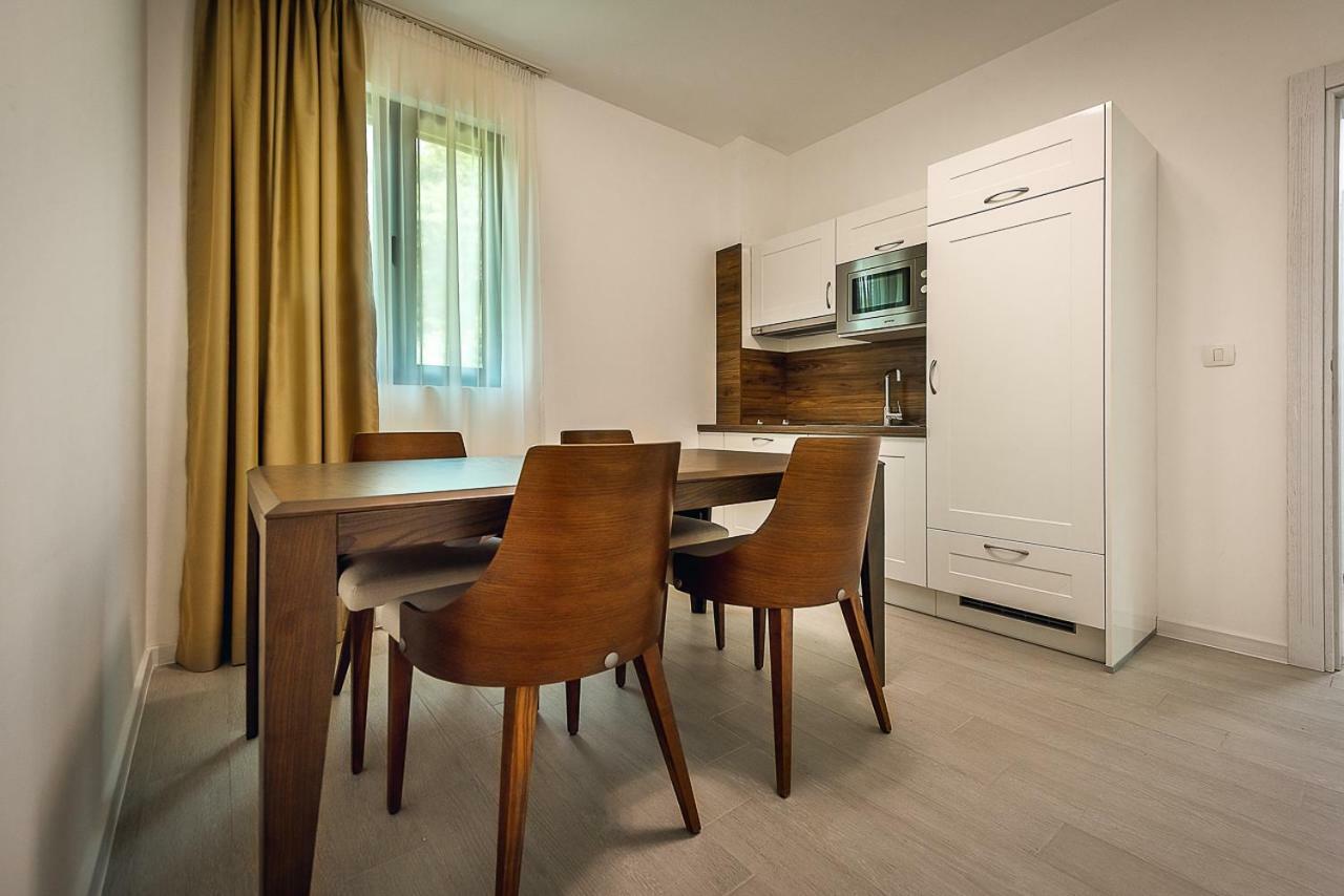 Adria Lux Apartmens 2 Sveti Stefan Exterior photo